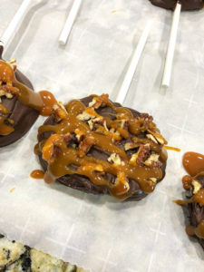caramel drizzle apple pop