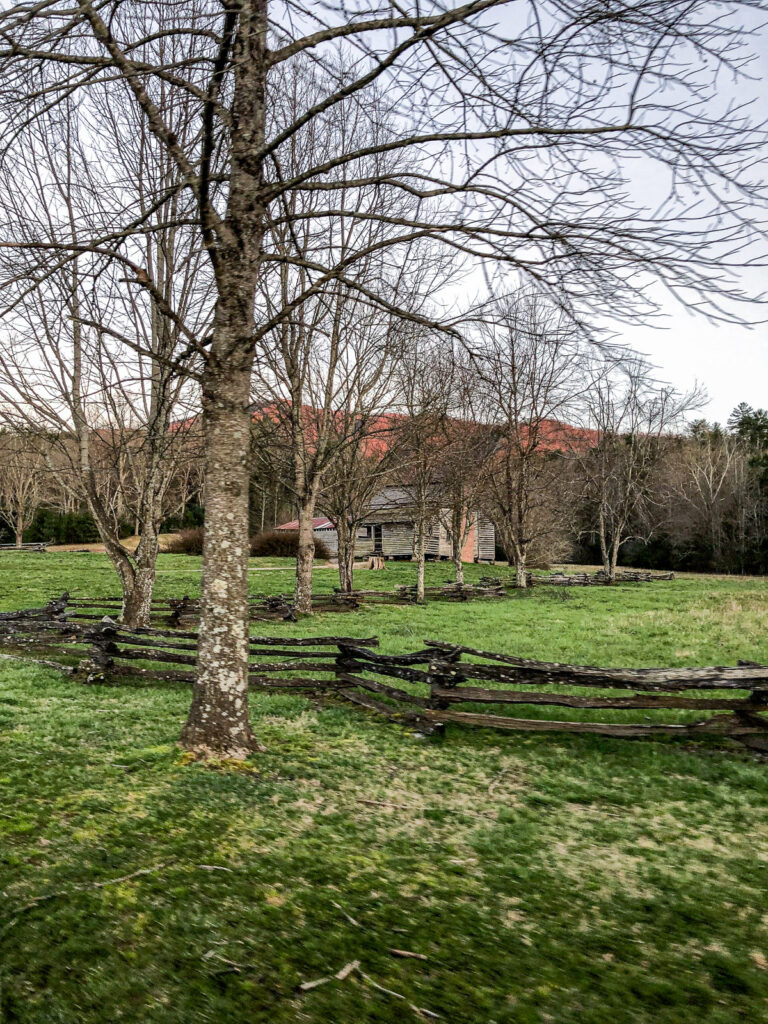 house in Cades Cove